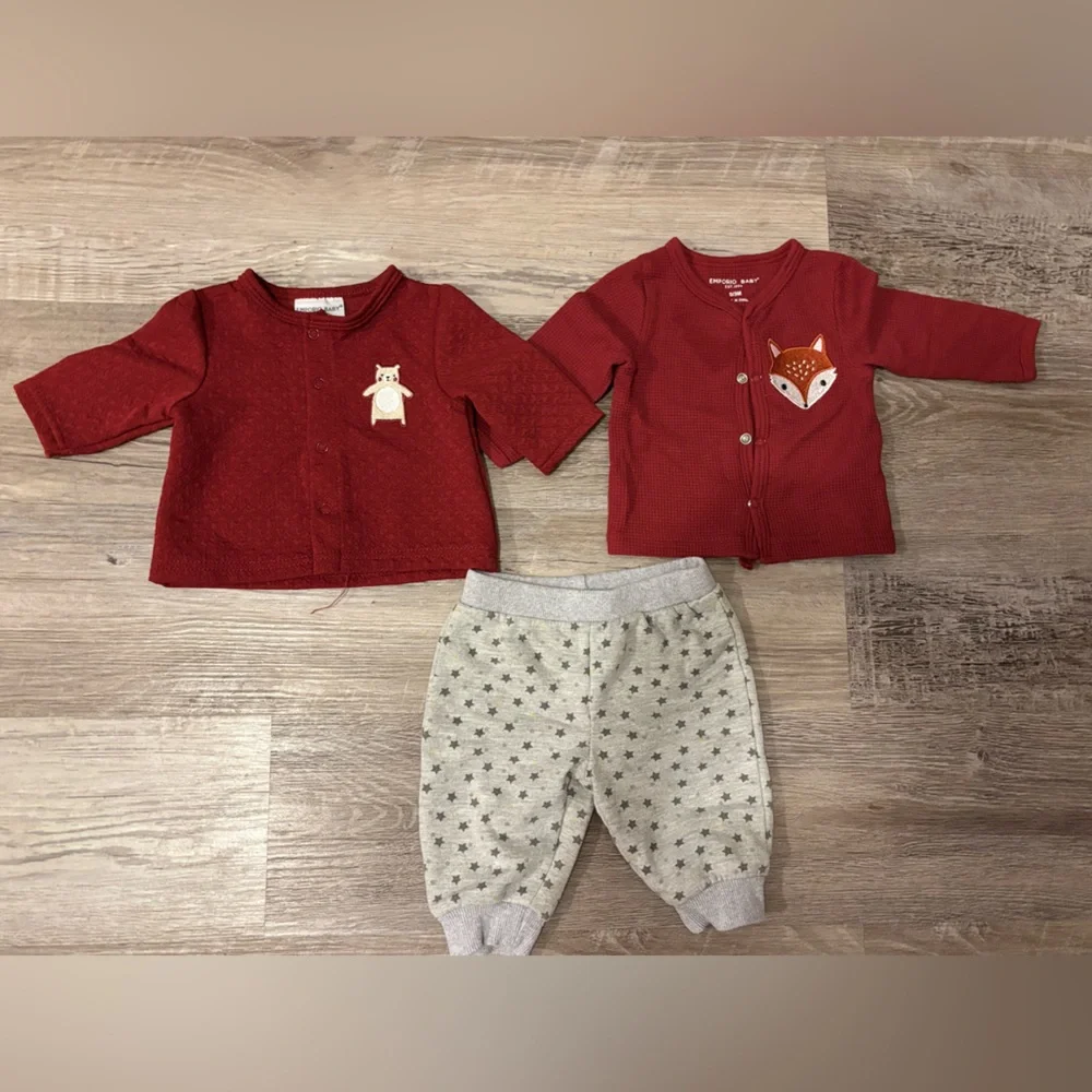 Red and white baby boy 3-piece outfit #babyfashion - Picture 1 of 3